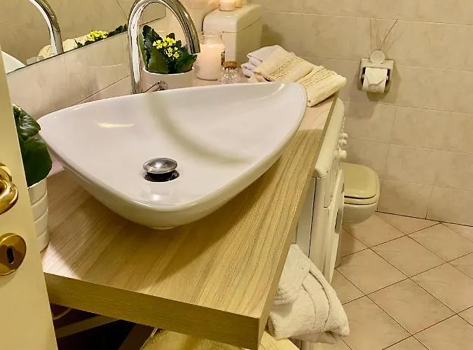 La Piazzetta コマッキオ